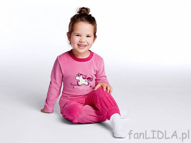 Piżama dziecięca z ciepłego weluru Lupilu, cena 24,99 PLN za 1 szt. 
- rozmiary: ...