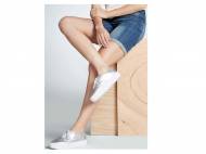 Szorty jeansowe Esmara, cena 29,99 PLN za 1 para 
- rozmiary: ...