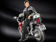 Kombinezon przeciwdeszczowy na motocykl cena 99PLN 
- wodoszczelny ...