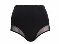 Majtki Jolinesse, cena 15,99 PLN za 1 szt. 
- delikatnie modelujące ...