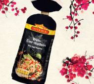 Makaron do potraw z woka , cena 2,99 PLN za 250 g/1 opak. 
- ...