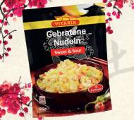 Danie z makaronem , cena 2,99 PLN za 125 g 
- Do wyboru: w ...