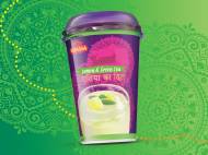 Jogurt pitny lassi , cena 2,00 PLN za 250 g/1 opak., 100 g=1,12 PLN.