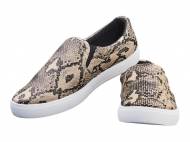 Buty SLIP ON z giętką podeszwą Esmara, cena 39,99 PLN za ...