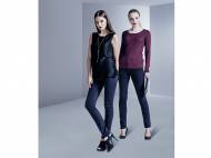Top z wiskozy Esmara, cena 32,99 PLN za 1 szt. 
- materiał: ...