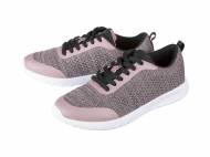 Buty sportowe damskie Crivit, cena 39,99 PLN 
- rozmiary: 37-41
- ...