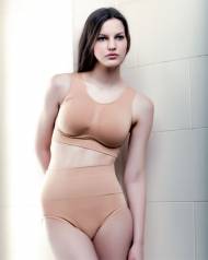 Biustonosz top modelujący Jolinesse w cenie 24,99PLN
- bez ...