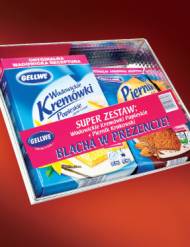 Ciasto + blacha gratis , cena 11,99 PLN za zestaw 
- super ...