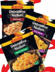 Makaron azjatycki , cena 3,99 PLN za 125 g/1 opak. 
- Różne ...