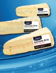 Nadziewany ser Brie , cena 6,99 PLN za 180 g/1 opak. 
- delikatny ...