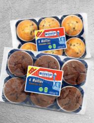 Babeczki z kawałkami czekolady , cena 6,99 PLN za 450 g/1 opak. ...