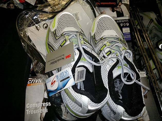 A to są męskie buty Crivit Sports do biegania. Cena również 59,90PLN. Wyposażone ...