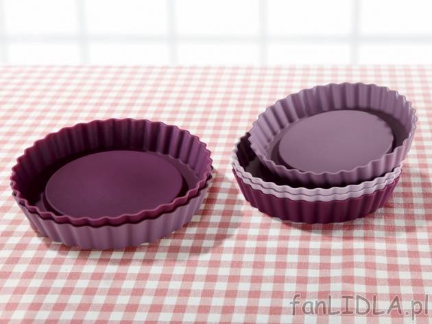 Silikonowe formy do pieczenia Cassetti, cena 14,99 PLN za 1 opak. 
- z odpornego ...