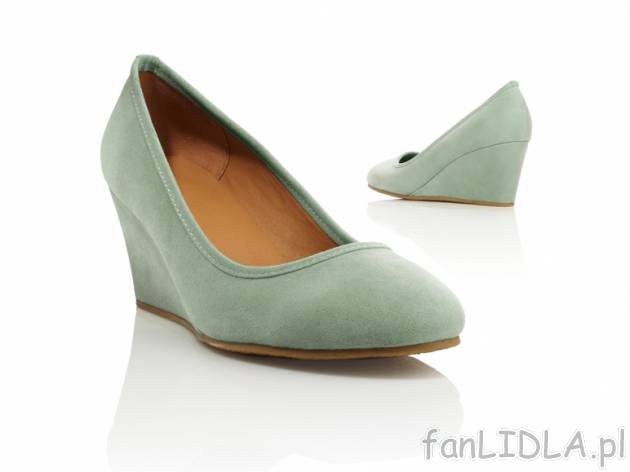 Buty na koturnie Esmara, cena 59,90 PLN za 1 para 
- o wyglądzie weluru
- 3 wzory
- ...