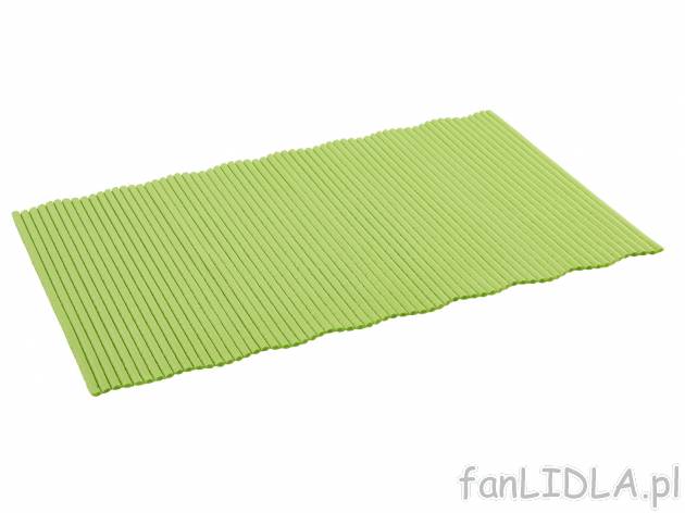 Mata uniwersalna 45 x 72 cm , cena 12,99 PLN. Do wyboru trzy kolory: zielony, niebieski ...