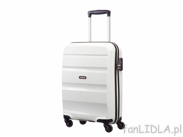 Walizka 31,5 l , cena 259,00 PLN 
- 3.4 kg
- poj. 57,5 l
- 4 kółka w układzie ...