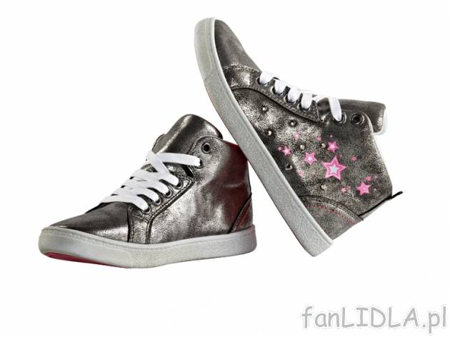 Buty dziewczęce Pepperts, cena 44,99 PLN za 1 para 
- o metalicznym połysku 
- ...