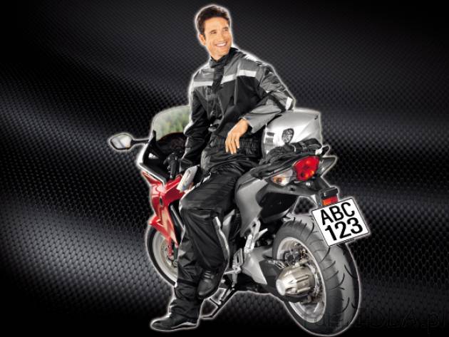 Kombinezon przeciwdeszczowy na motocykl cena 99PLN 
- wodoszczelny materiał chroniący ...