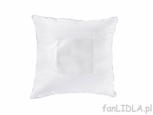Poduszka z mikrowłókna 70 x 80 cm , cena 44,99 PLN 
- z zamkiem błyskawicznym
- ...