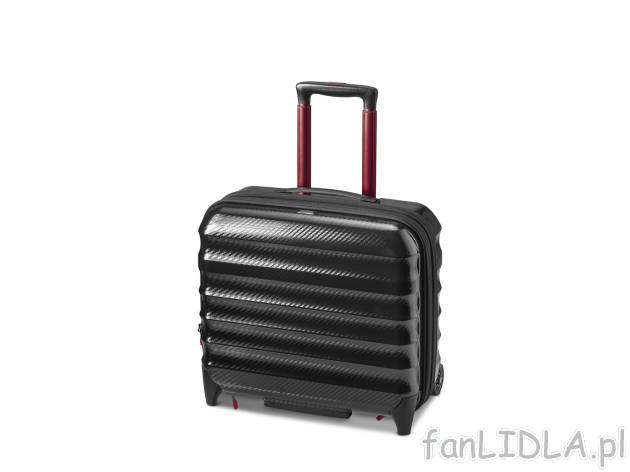 Walizka poliwęglanowa 29,5 l , cena 179,00 PLN 
- ok. 29,5 l
- ok. 2,9 kg
- ...