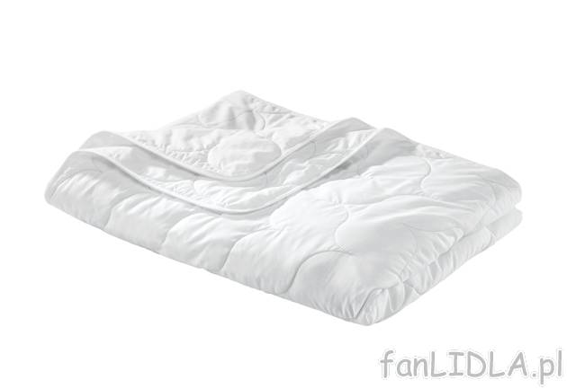 Kołdra pikowana TENCEL&#174; Meradiso, cena 74,90 PLN za 1 szt. 
- dostępne ...