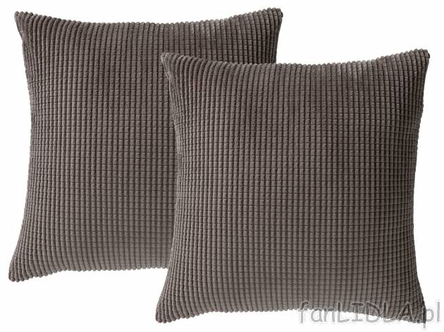Ozdobne poszewki na poduszki, 2 szt.** , cena 9,99 PLN 
- ok. 50 x 50 cm
- kryte ...
