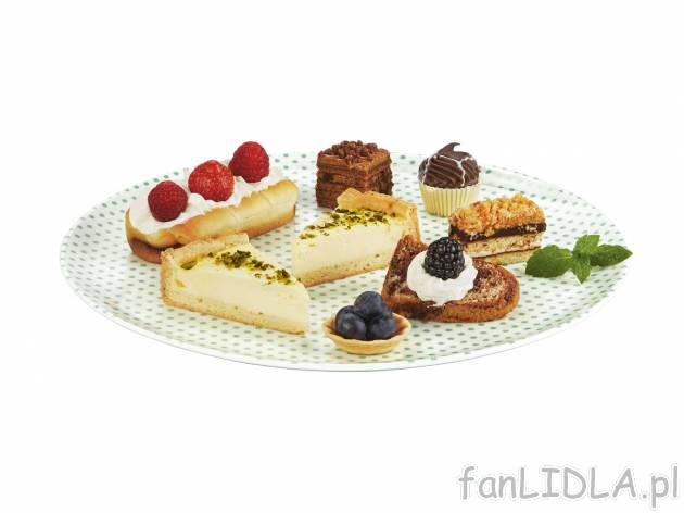 Porcelanowa patera , cena 24,99 PLN 
- idealne do dekoracyjnej prezentacji wypieków ...