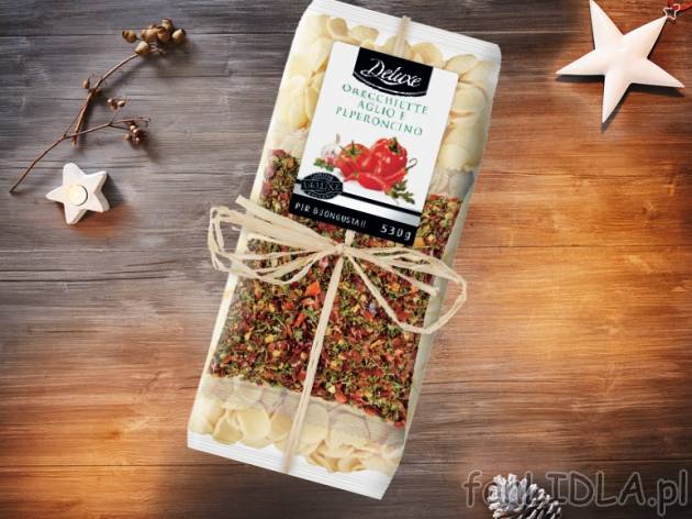 Makaron z przyprawami , cena 7,00 PLN za 530 g/1 opak., 1 kg=15,08 PLN. 
- doskonała ...