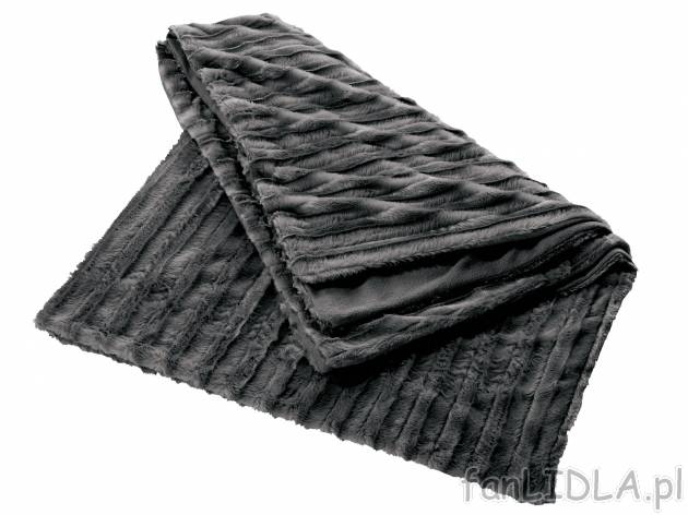 Koc futrzany 150 x 200 cm , cena 59,90 PLN za 1 szt. Koc idealny na zimowy czas.
- ...