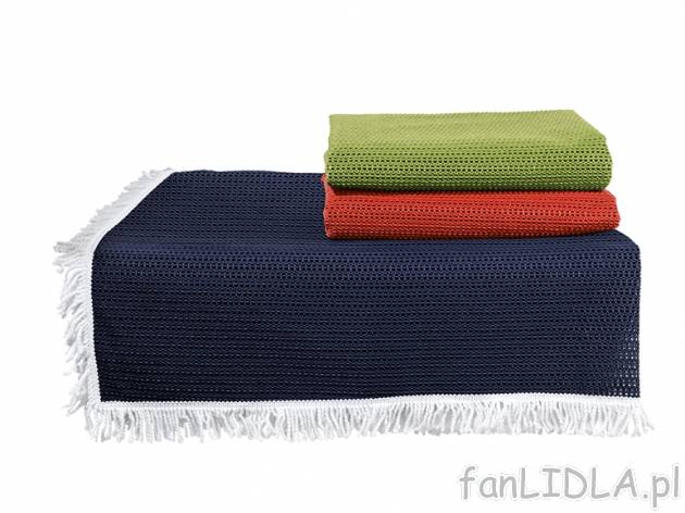 Obrus piankowy Florabest, cena 39,99 PLN za 1 szt. 
- łatwy w pielegnacji, zmywalny ...