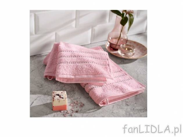 Komplet 2 ręczników 50 x 30 cm Miomare, cena 9,99 PLN za 2 szt. 
- z dekoracyjnym ...