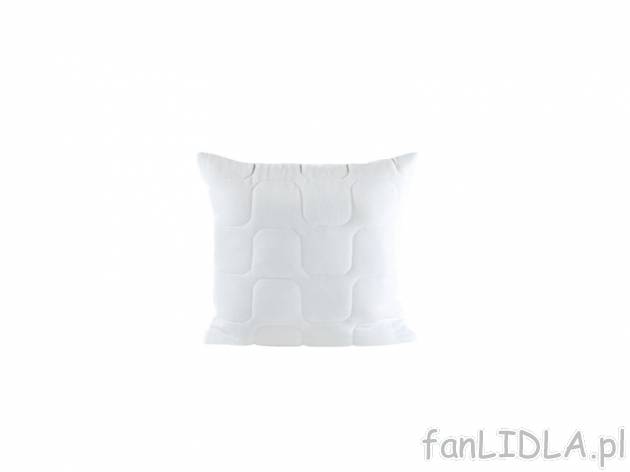 Poduszka dwustronna 70 x 80 cm Meradiso, cena 49,99 PLN za 1 szt. 
- z zamkiem błyskawicznym ...