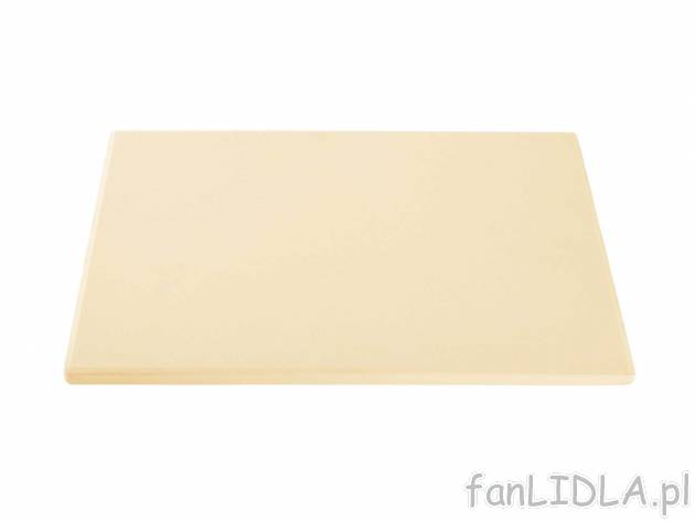 Kamień do pizzy , cena 34,99 PLN 
- 30 x 38 cm (szer. x dł.)
- kamień kordierytowy ...
