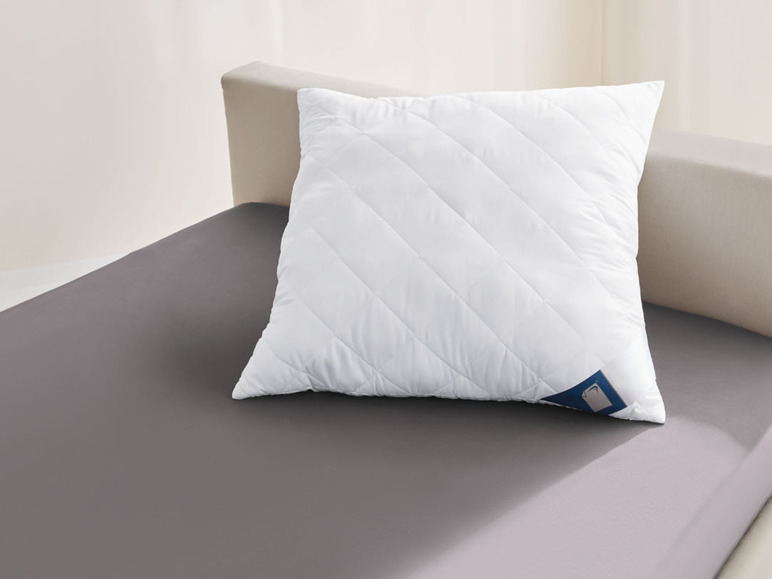 Livarno Home Poduszka TECFILL, 70 x 80 cm Livarno home, cena 49,99 PLN