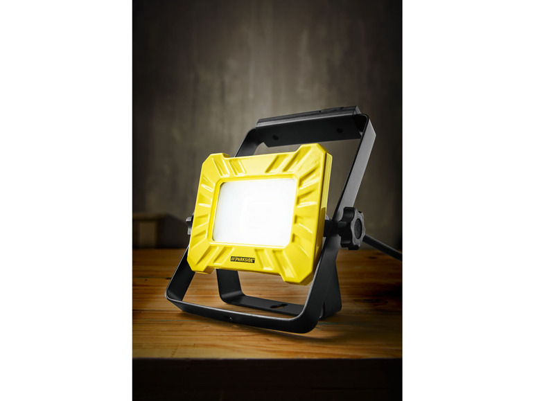 PARKSIDE Reflektor roboczy LED PAS 10 A3, 10 W, Parkside, cena 69,9 PLN
Udostępnij ...