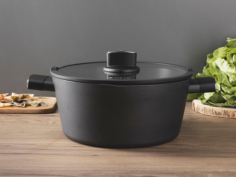Masterpro Garnek z pokrywką Ø 28 cm, z kolekcji Masterpro, cena 159 PLN
Masterpro ...