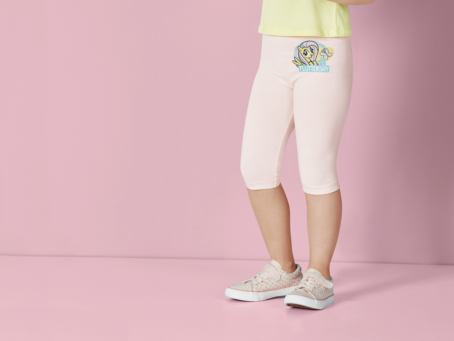 Legginsy dziewczęce, 2 pary* Oeko Tex, cena 9,99 PLN
- 95% bawełny, 5% elastanu ...