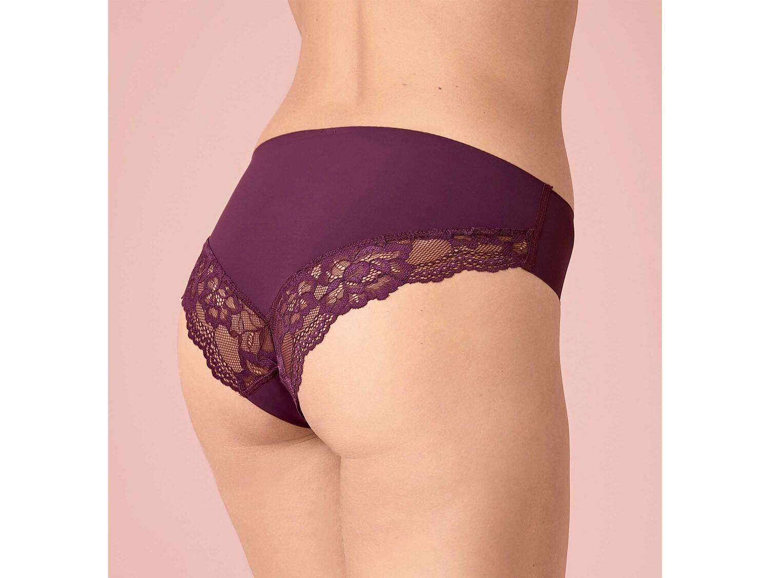 Majtki bezszwowe, 3 pary* Esmara Lingerie, cena 7,99 PLN
- rozmiary: S-L
Dostępne ...