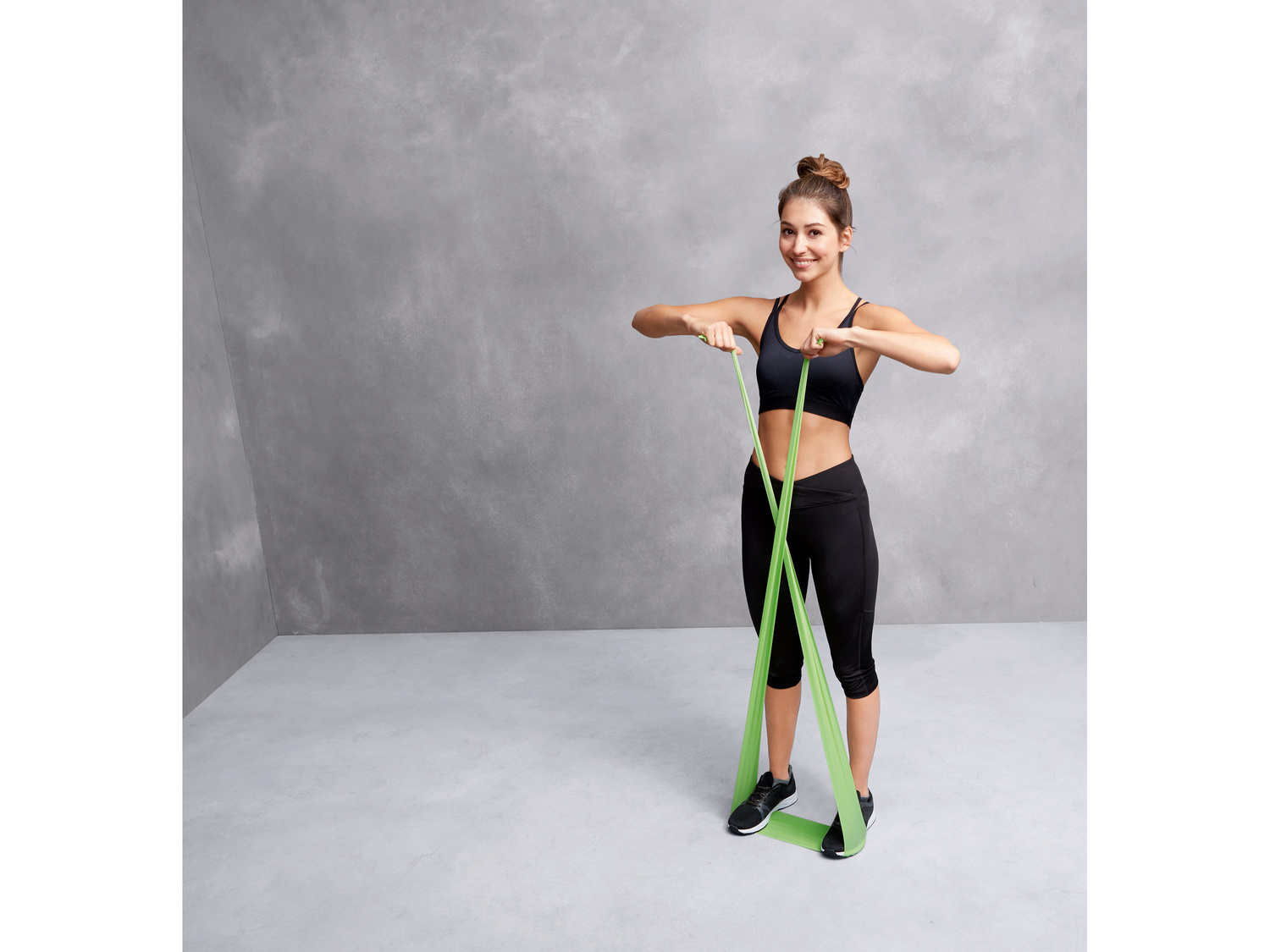 Komplet 4 taśm fitness Crivit, cena 27,99 PLN
- 2 taśmy fitness i 2 pierścienie ...