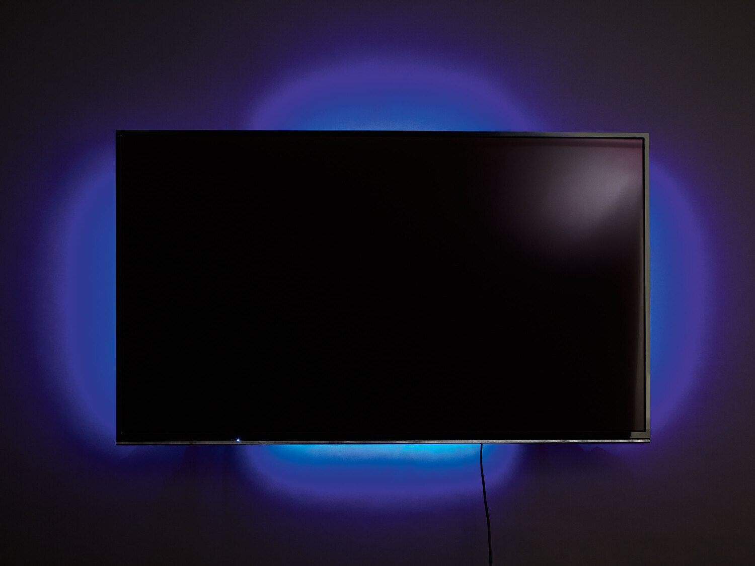 Oświetlenie LED do telewizora Livarno, cena 29,99 PLN
- 4 samoprzylepne taśmy ...