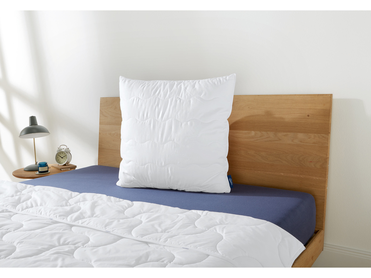 MERADISO® Poduszka z mikrowłókien 40 x 40 cm , cena 12,99 PLN
- wypełnienie ...