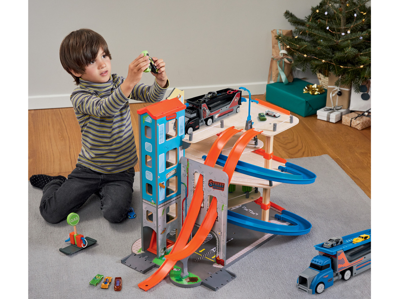 PLAYTIVE® Parking wielopoziomowy z 3 samochodzikami , cena 222 PLN
- elementy ...