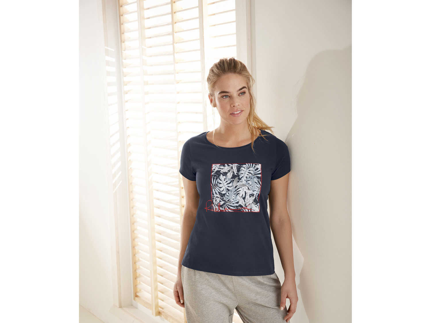 T-shirt Esmara, cena 17,99 PLN
- 100% bawełny
- rozmiary: S-L
- Hohenstein ...
