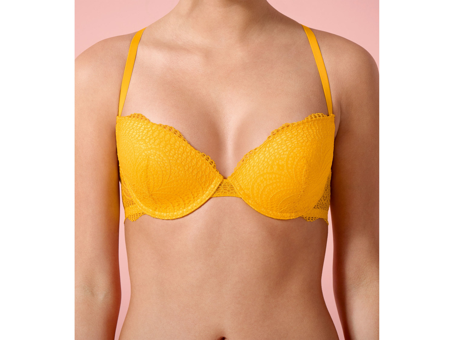 Biustonosz Esmara Lingerie, cena 22,99 PLN
- ozdobne zapięcie na plecach
- elegancka ...