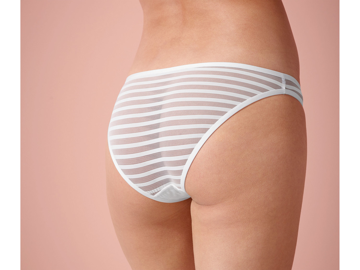 Majtki, 2 pary Esmara Lingerie, cena 19,99 PLN
- rozmiary: S-L
- zmysłowa siateczka
- ...