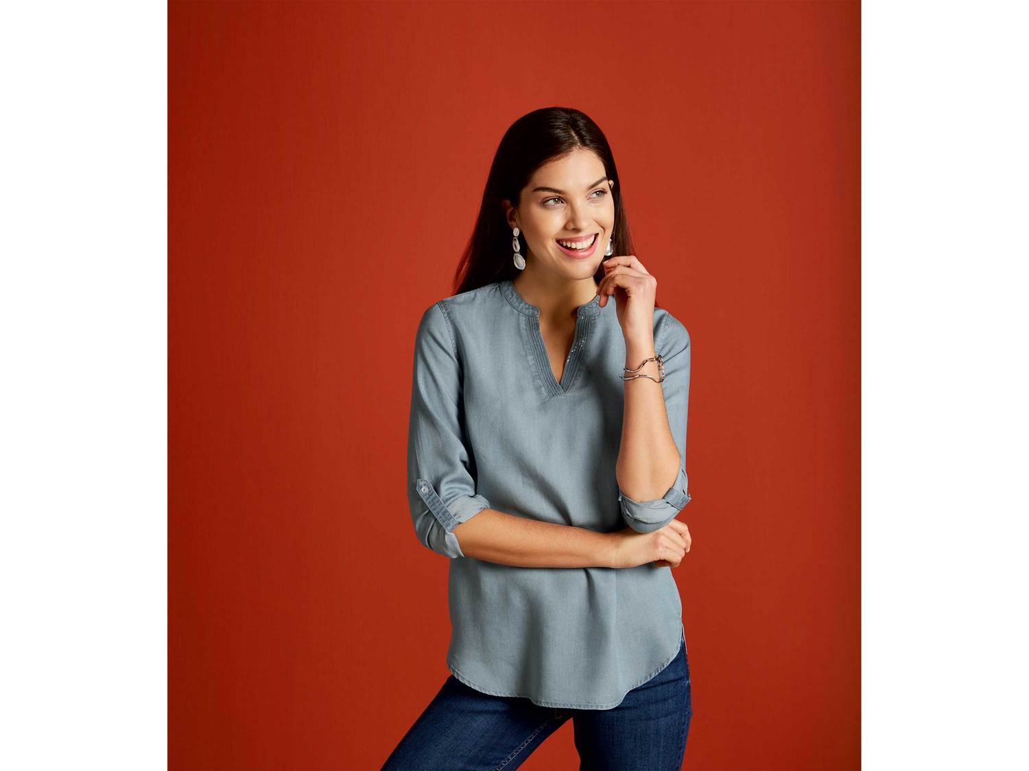 Bluzka damska Esmara, cena 29,99 PLN
- 100% lyocellu (TENCEL™)
- ozdobne ...