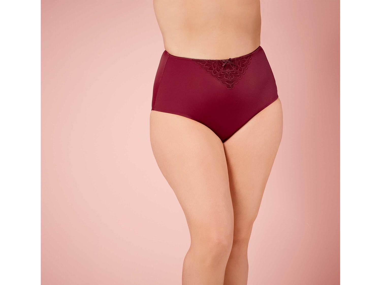 Majtki XXL Esmara Lingerie, cena 14,99 PLN
- wysoki stan
- delikatnie modelujące
- ...
