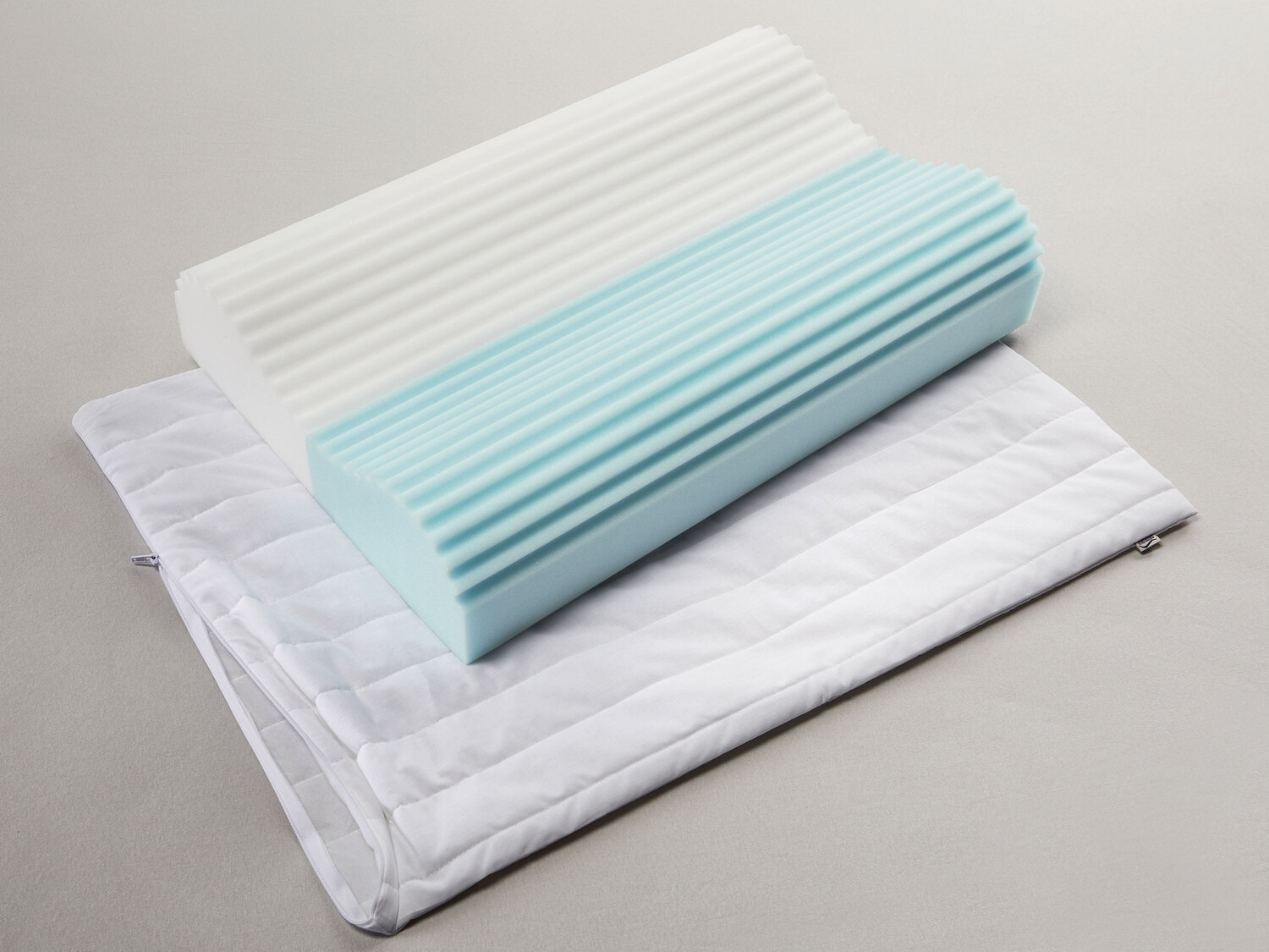 Poduszka pod kark 40 x 60 cm Meradiso, cena 44,99 PLN
- rdzeń z pianki z możliwością ...