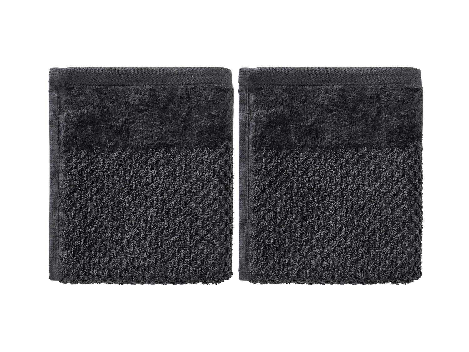Ręczniki 30 x 50 cm, 2 szt. 450 g/m² Miomare, cena 9,99 PLN
3 kolory
- miękkie ...