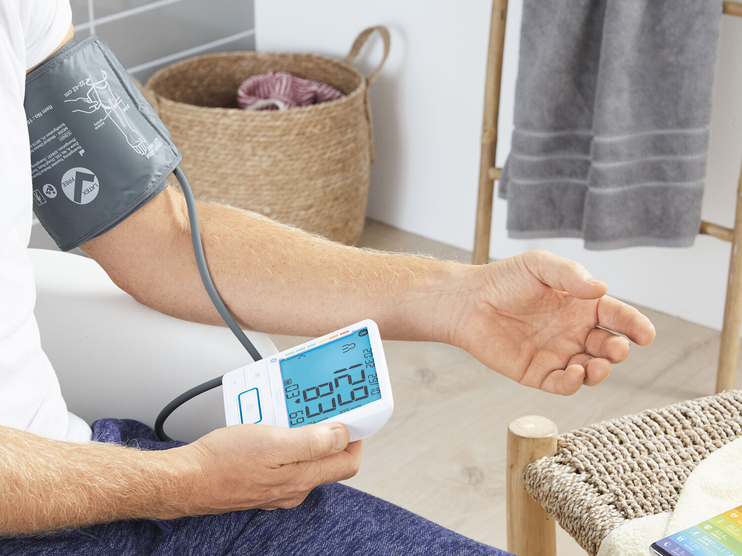 Ciśnieniomierz naramienny z funkcją Bluetooth® Healthforyou by Silvercrest, cena ...